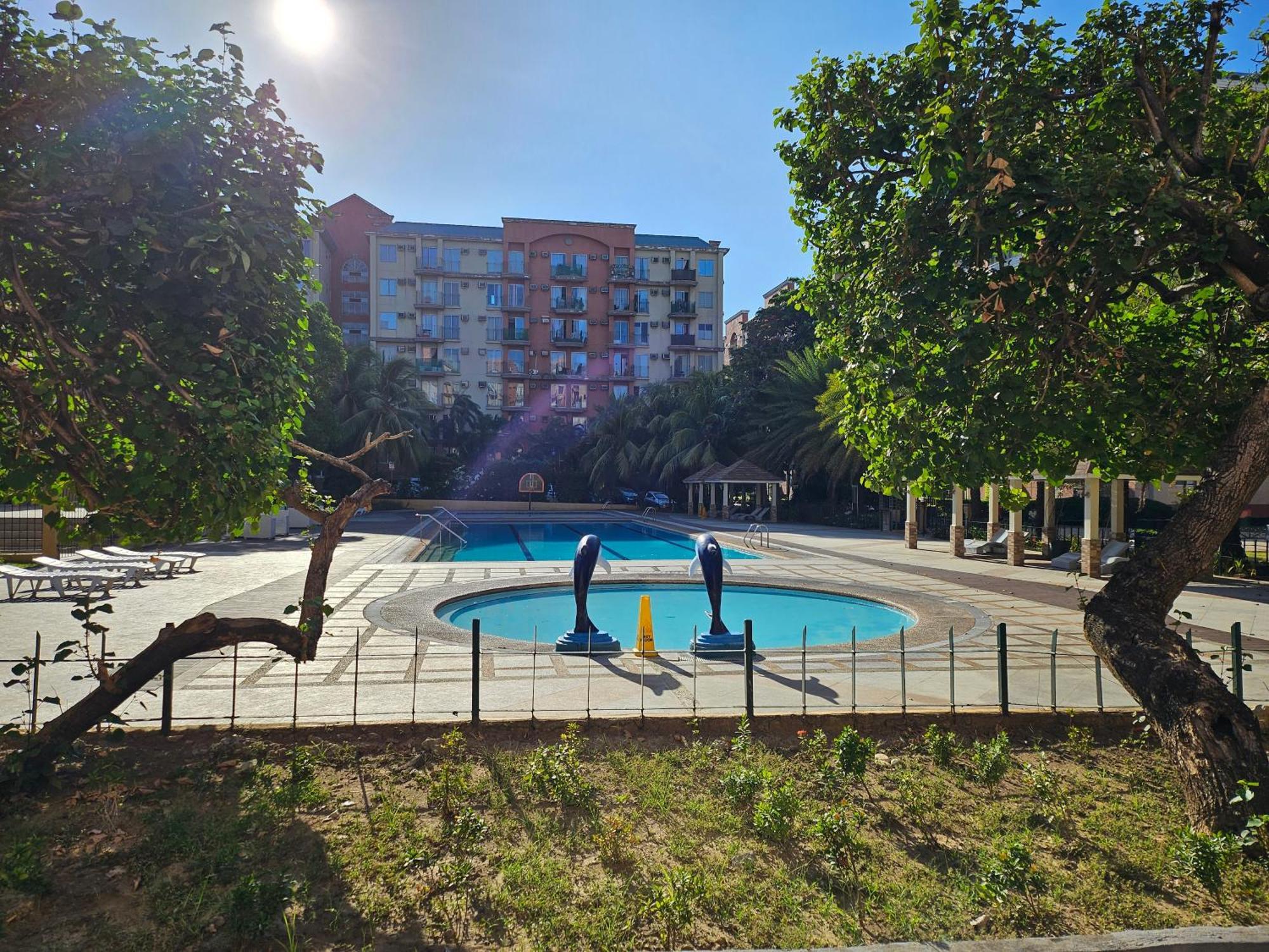 Cozy 2Br Staycation With Balcony Chateau Elysee For 4-6 Pax Paranaque City Exterior foto
